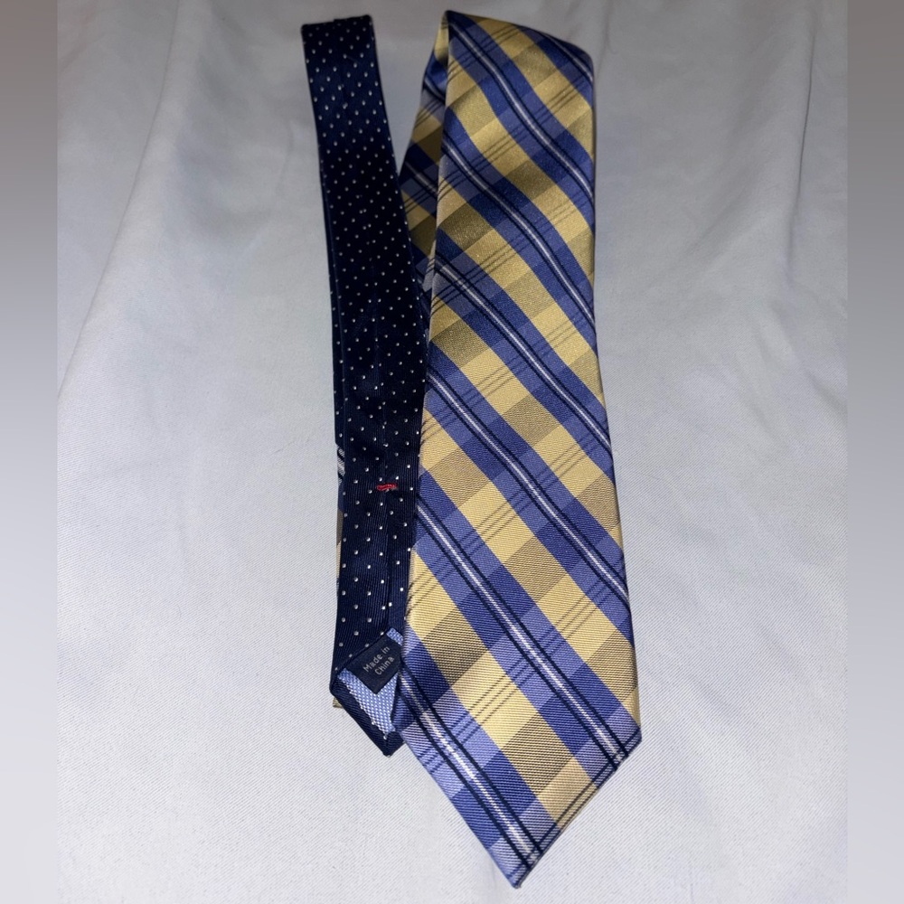 Tommy Hilfiger men’s tie VTG 100% silk